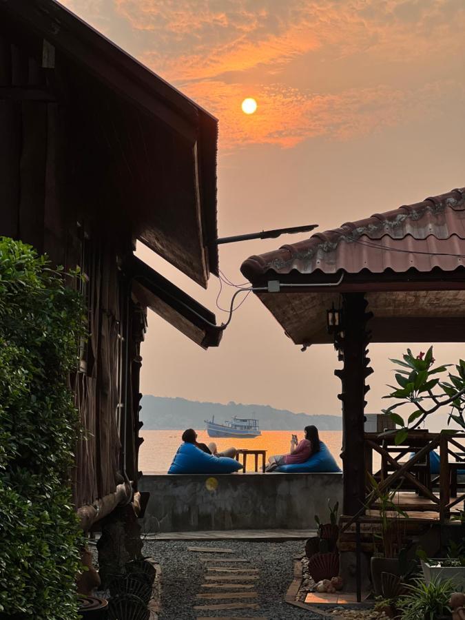 Homebeach Resort เกาะล้าน Exterior foto