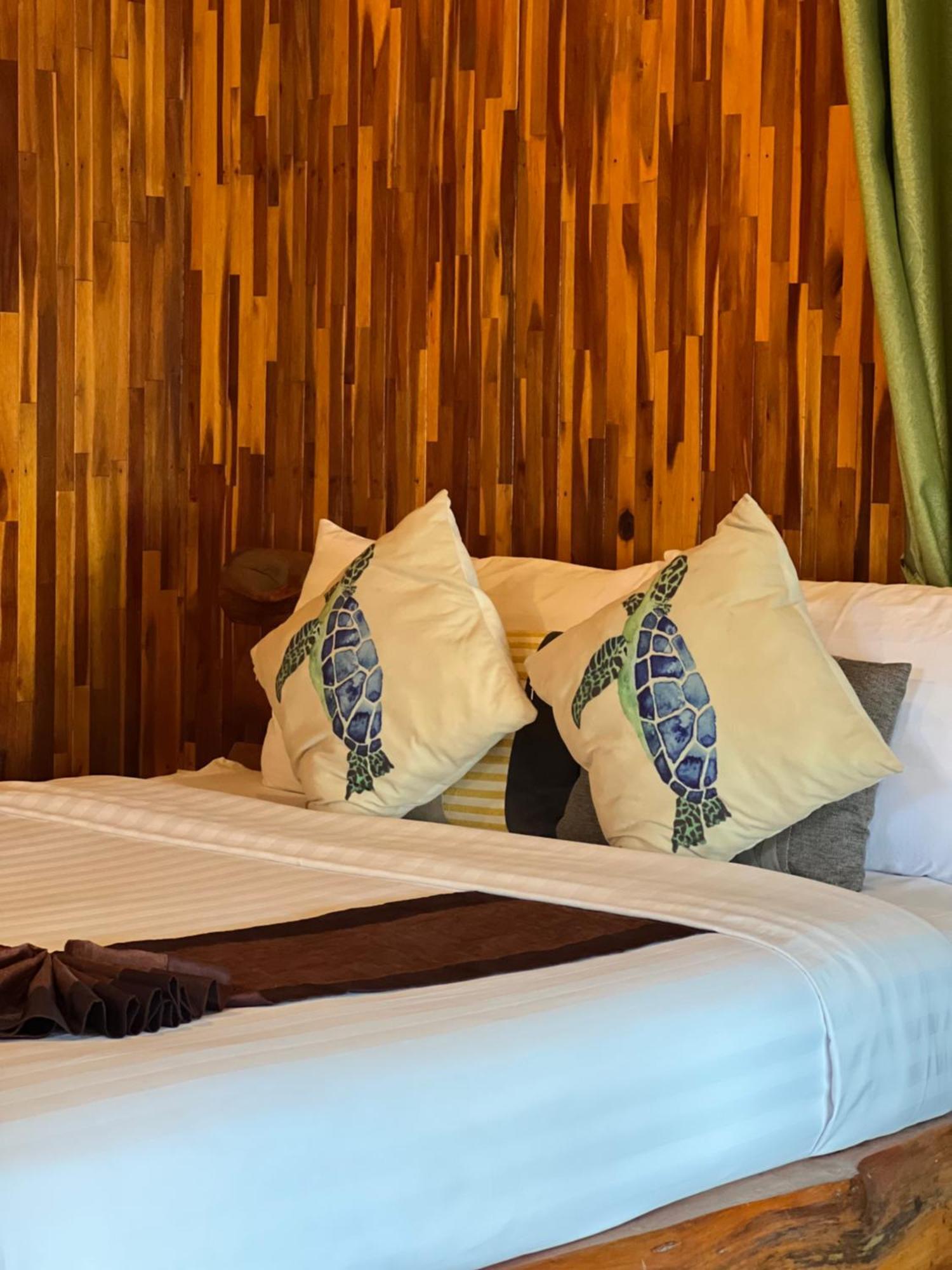 Homebeach Resort เกาะล้าน Exterior foto