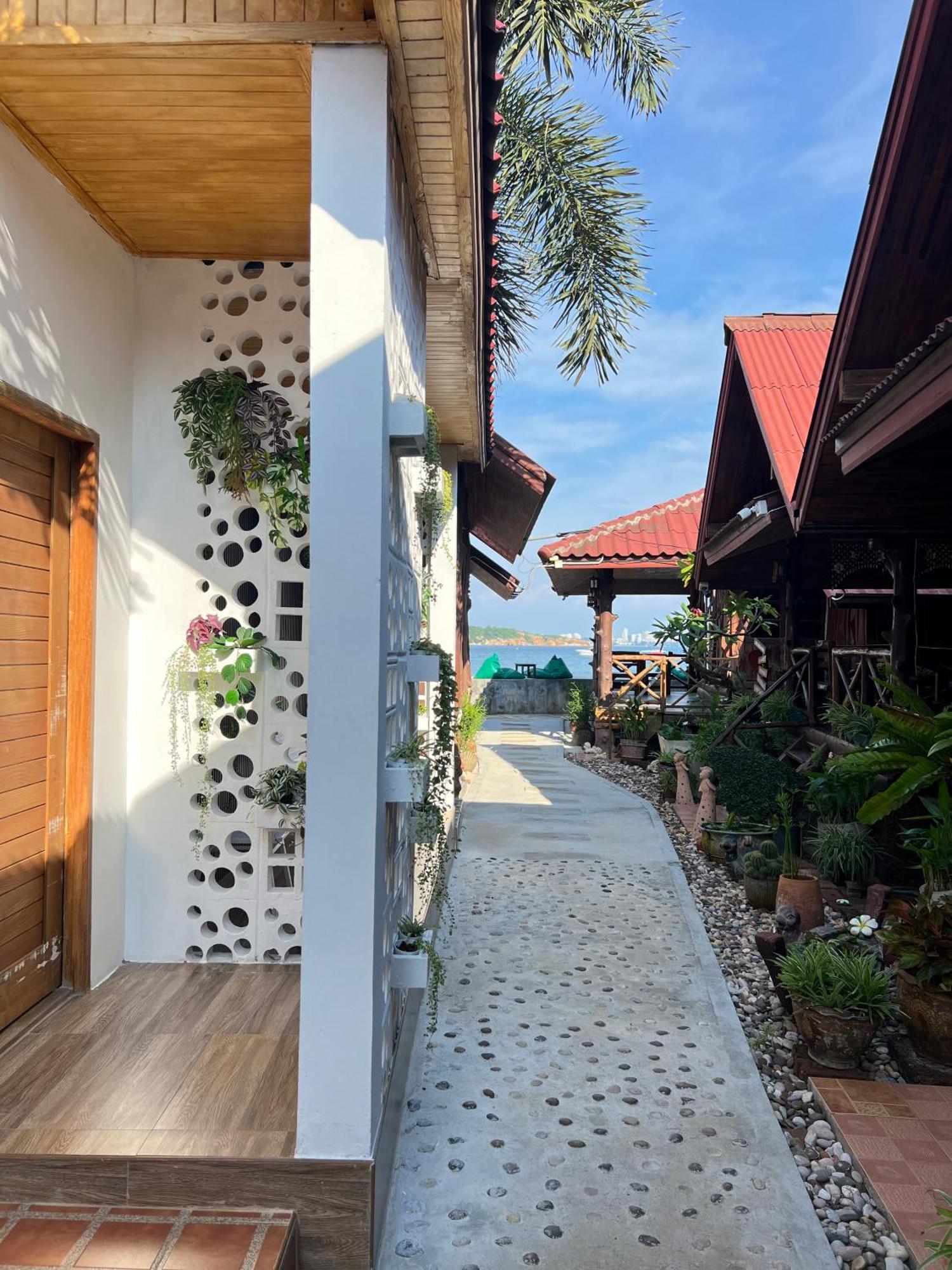 Homebeach Resort เกาะล้าน Exterior foto